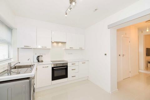 1 bedroom flat for sale, Seaford Road, London W13