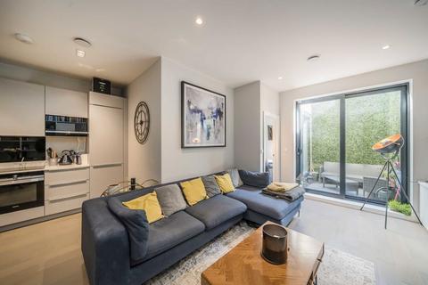 1 bedroom flat for sale, Northfield Avenue, London W13