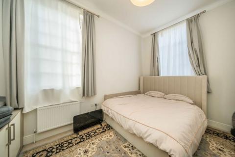 1 bedroom flat for sale, Hilda Road, Southall UB2