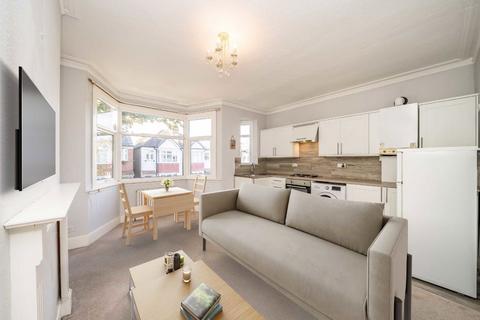 2 bedroom flat for sale, Sydney Road, London W13