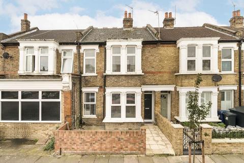 2 bedroom flat to rent, Junction Road, London W5