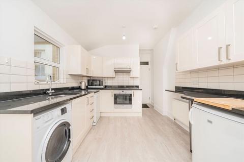 2 bedroom flat for sale, Whitestile Road, Brentford TW8