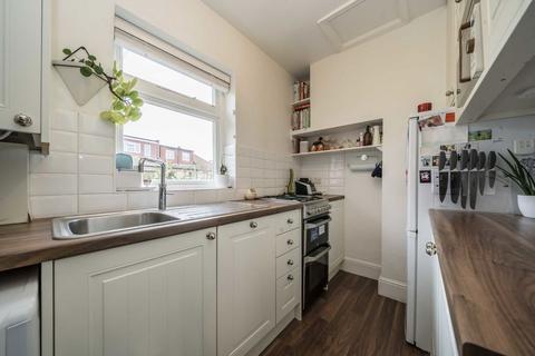 1 bedroom flat for sale, Northfield Avenue, London W13