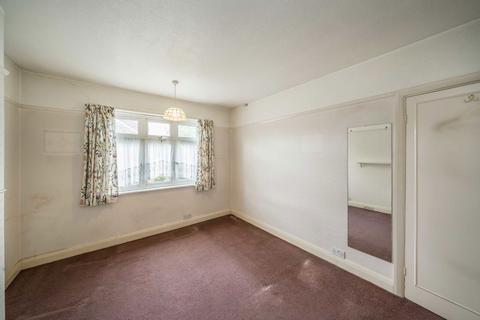 22 Fulmer Way, London, W13 9XQ