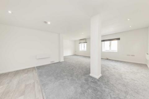 2 bedroom flat to rent, Singapore Road, London W13