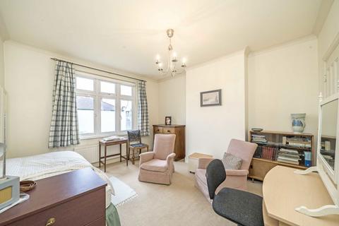 6 Carew Road, London, W13 9QL