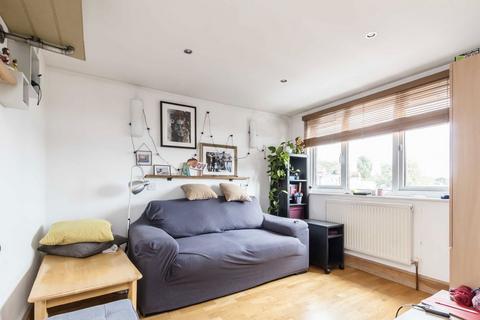 1 bedroom flat to rent, Northfield Avenue, London W5