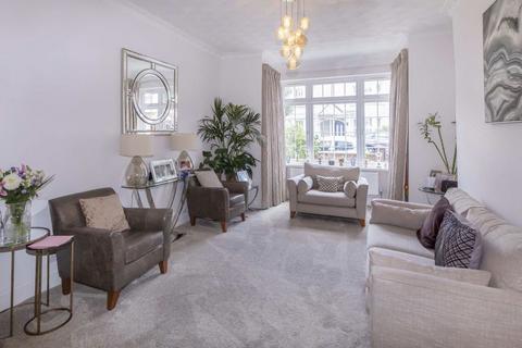 5 bedroom house to rent, Dudley Gardens, London W13