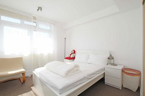 2 bedroom flat to rent, Notting Hill Gate, London W11