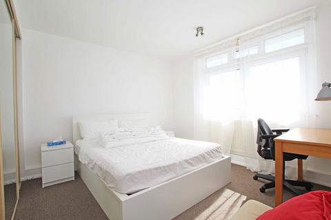 2 bedroom flat to rent, Notting Hill Gate, London W11