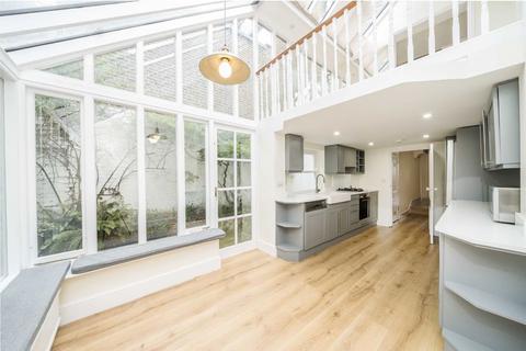 5 bedroom house to rent, Ladbroke Road, London W11