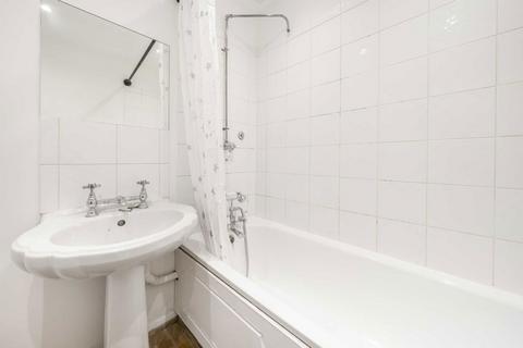 2 bedroom flat to rent, St. Stephens Gardens, London W2