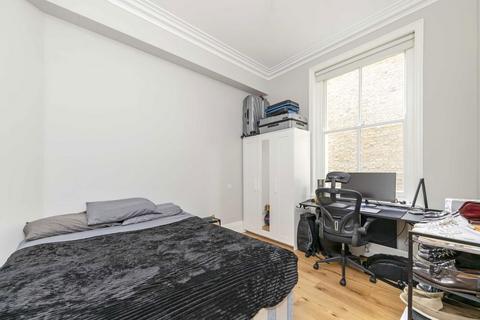 2 bedroom flat to rent, Chesterton Road, London W10