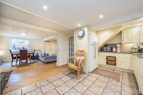 4 bedroom terraced house for sale, Glengall Terrace, London SE15