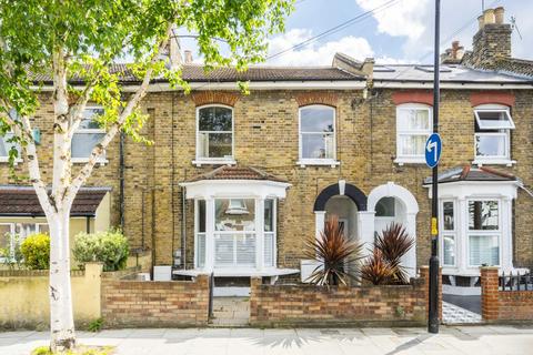 2 bedroom flat for sale, Kirkwood Road, London SE15