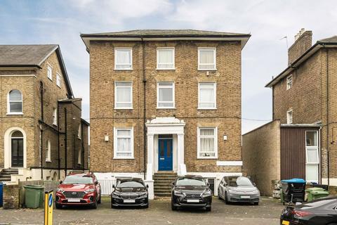 2 bedroom flat for sale, Linden Grove, London SE15