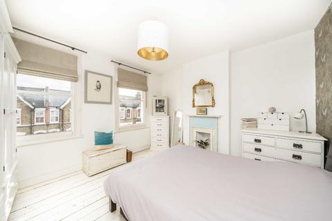 3 bedroom terraced house for sale, Hichisson Road, London SE15