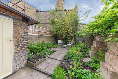 218a Ivydale Road, London, SE15 3BU