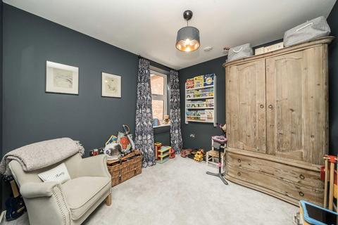 130 Ivydale Road, London, SE15 3BT