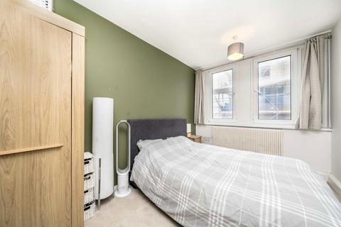 2 bedroom flat for sale, East Surrey Grove, London SE15