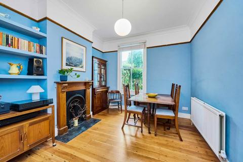 3 bedroom terraced house for sale, Relf Road, London SE15