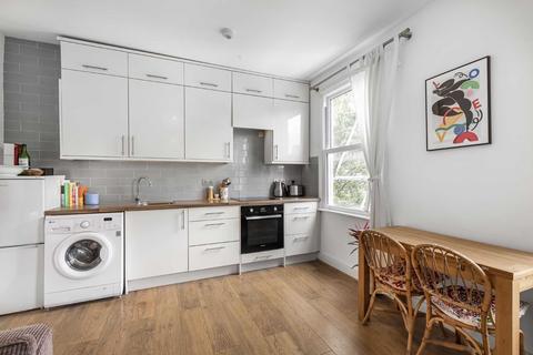 2 bedroom flat for sale, Marmont Road, London SE15