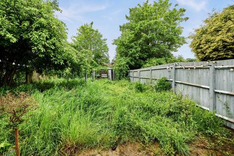 3 bedroom terraced house for sale, Kirkwood Road, London SE15