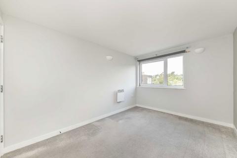 2 bedroom flat for sale, Borland Road, London SE15