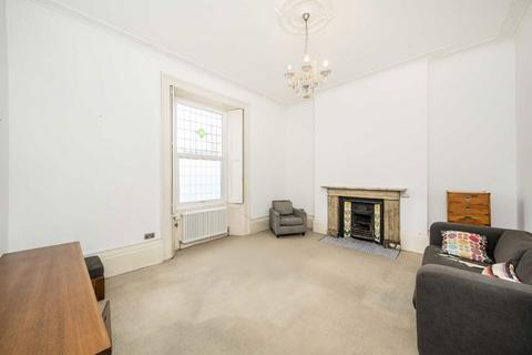 1 bedroom flat for sale, Queens Road, London SE15