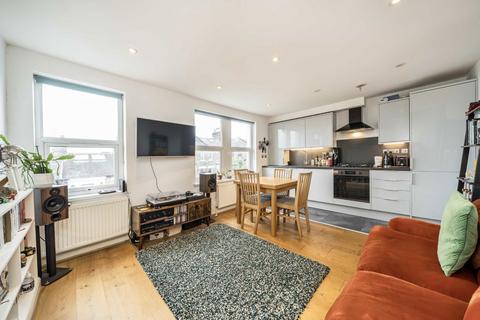 2 bedroom flat for sale, Shenley Road, London SE5