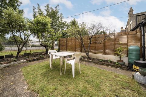 47 Ivydale Road, London, SE15 3DS
