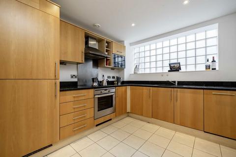 3 bedroom flat to rent, Monck Street, London SW1P