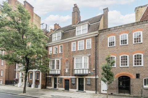 4 bedroom flat to rent, Tufton Street, London SW1P