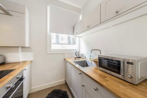 1 bedroom flat to rent, Aylesford Street, London SW1V