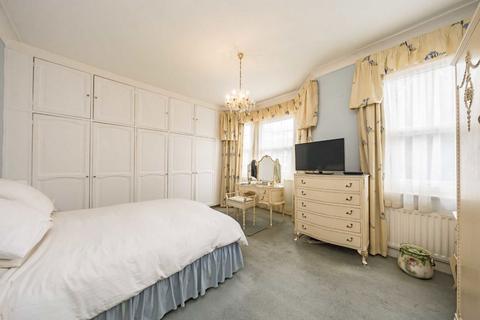 4 bedroom house for sale, Lower Richmond Road, London SW15