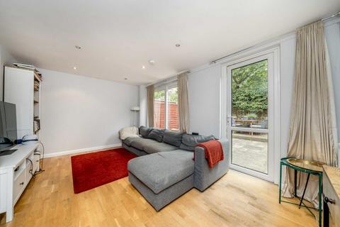 3 bedroom house for sale, Pettiward Close, London SW15