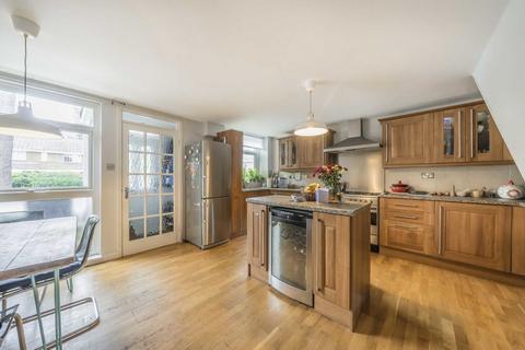 3 bedroom house for sale, Pettiward Close, London SW15