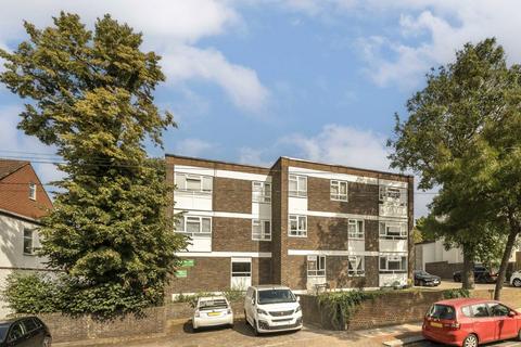 2 bedroom flat for sale, Seymour Road, London SW18