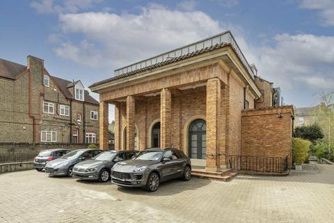 Gwendolen Avenue, London SW15