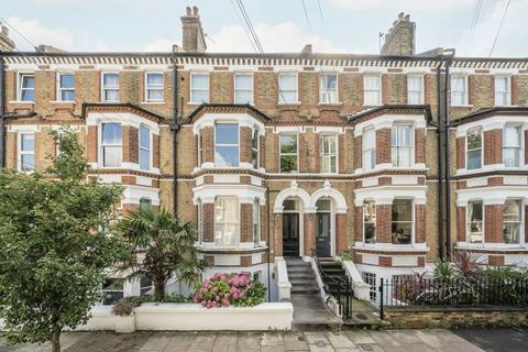 2 bedroom flat for sale, Schubert Road, London SW15