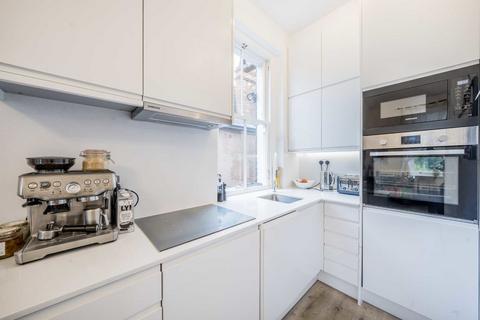 2 bedroom flat for sale, West Hill, London SW15