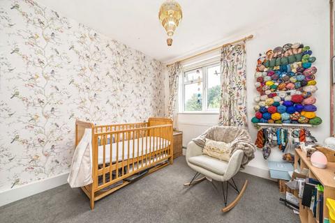 2 bedroom flat for sale, Inner Park Road, London SW19