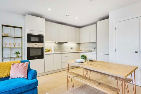 1 bedroom flat for sale, Beatrice Place, London SW19