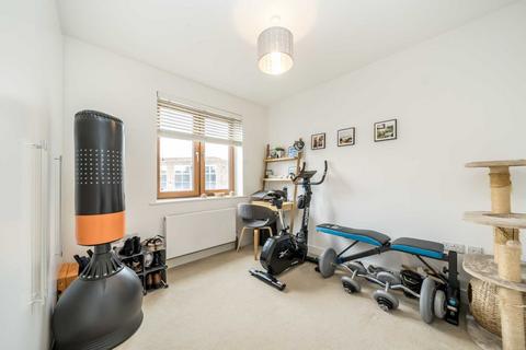 3 bedroom house for sale, Frogmore, London SW18