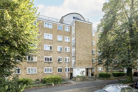 2 bedroom flat for sale, Tildesley Road, London SW15