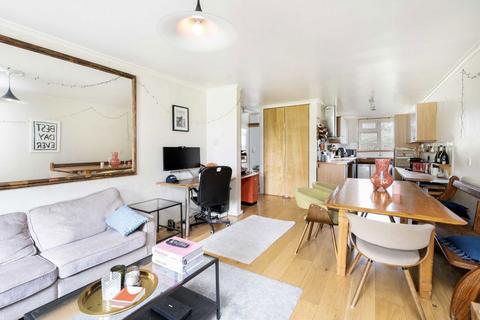 2 bedroom flat for sale, Townshend Terrace, Richmond TW9