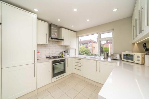 3 bedroom flat for sale, Kew Gardens Road, Kew TW9