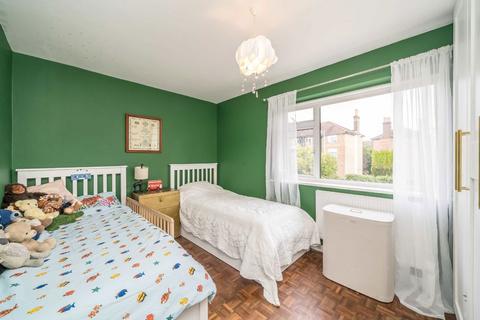 3 bedroom flat for sale, Kew Gardens Road, Kew TW9