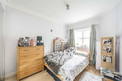 1 bedroom flat for sale, Cardigan Road, Richmond TW10