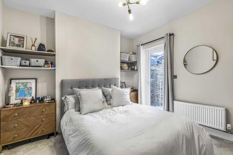 2 bedroom maisonette for sale, Niton Road, Kew TW9